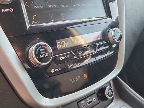 Used 2023 Nissan Murano S image 22