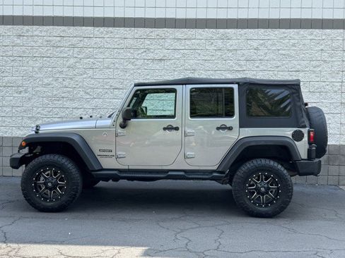 Used 2014 Jeep Wrangler Unlimited Sport w/ Quick Order Package 24S AWD/4WD image 12