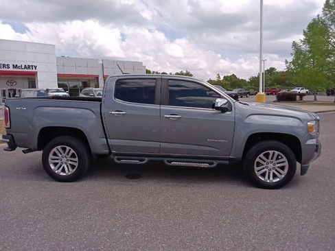 Used 2019 GMC Canyon SLT w/ Trailering Package AWD/4WD image 2