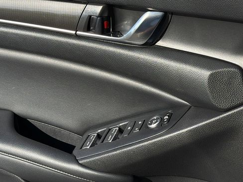 Used 2021 Honda Accord Sport Special Edition image 18