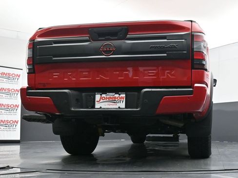 Used 2025 Nissan Frontier PRO-4X w/ Pro Convenience Package image 23