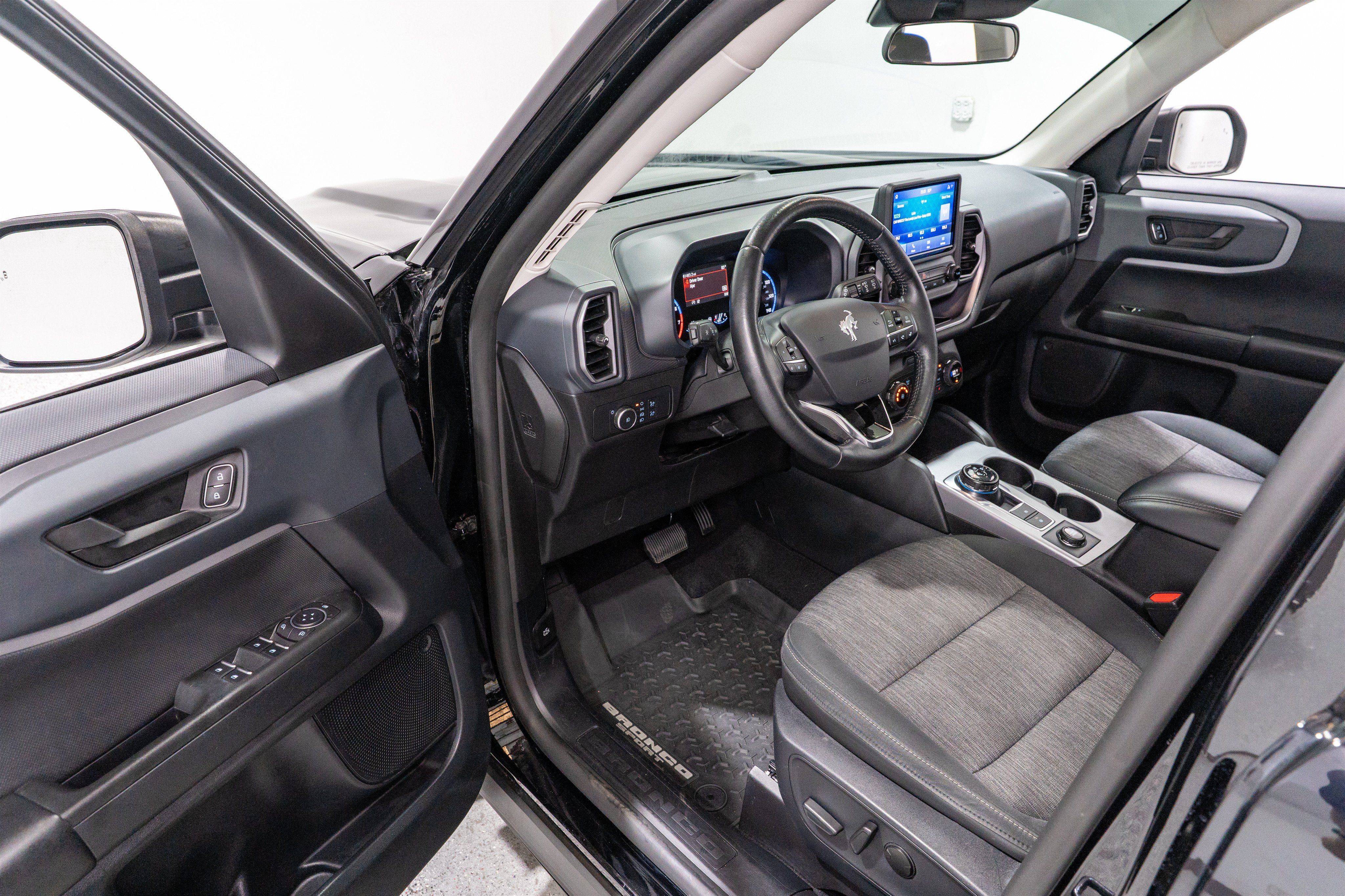 Used 2021 Ford Bronco Sport Big Bend w/ Big Bend Package AWD/4WD image 12