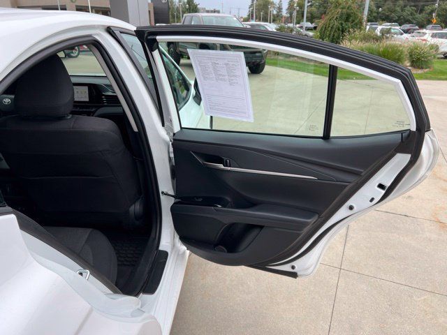 Used 2026 Toyota Camry LE FWD image 30