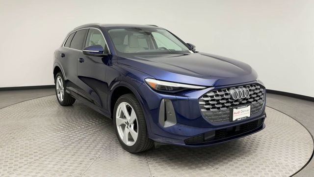Used 2025 Audi Q5 Premium Plus w/ Premium Plus AWD/4WD image 8
