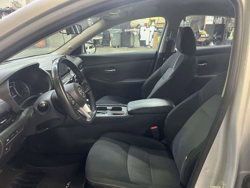 Used 2022 Nissan Sentra SV image 16