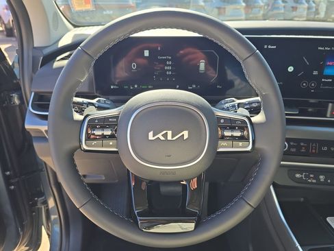 New 2026 Kia Carnival SX Prestige image 30