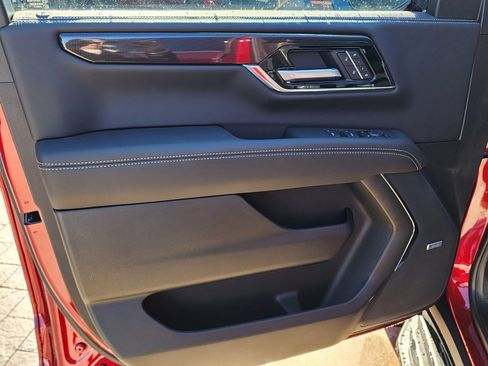 New 2026 GMC Yukon Elevation w/ Elevation Premium Package image 12