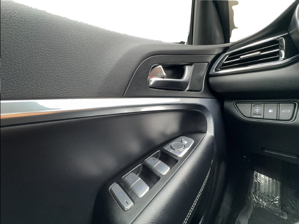 Used 2026 Genesis G70 2.5T RWD image 49