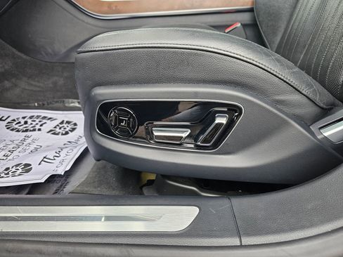 Used 2021 Audi A8 L 3.0T image 7