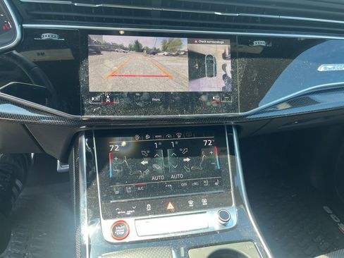 Used 2022 Audi SQ8 Prestige image 10