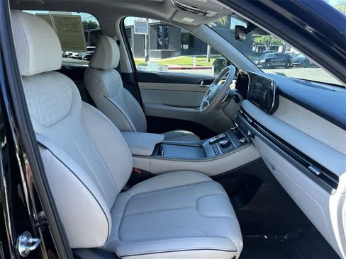 Used 2024 Hyundai Palisade Limited image 40
