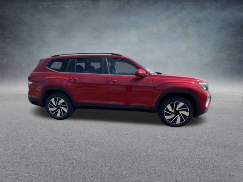 New 2025 Volkswagen Atlas SE image 25