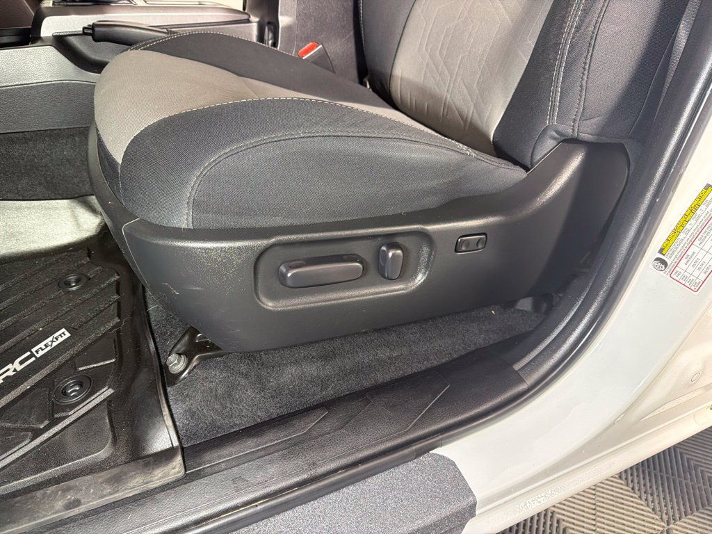 Used 2023 Toyota Tacoma TRD Off-Road AWD/4WD image 12