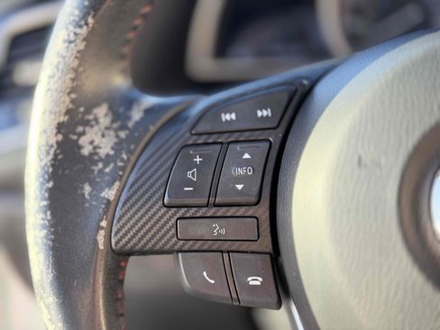 Used 2016 MAZDA MAZDA3 i Touring w/ Popular Equipment Package image 29