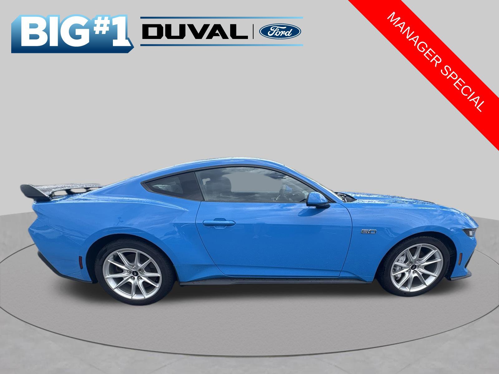 Used 2024 Ford Mustang GT RWD image 5