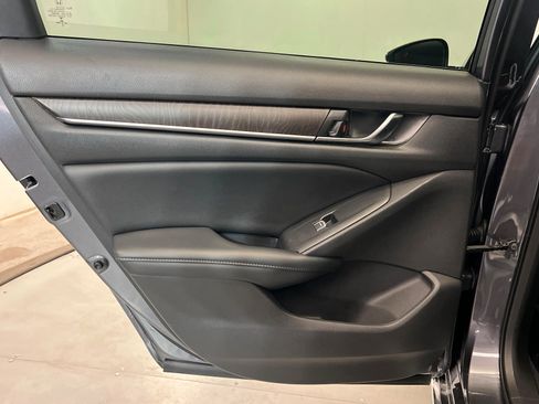 Used 2022 Honda Accord EX-L image 20