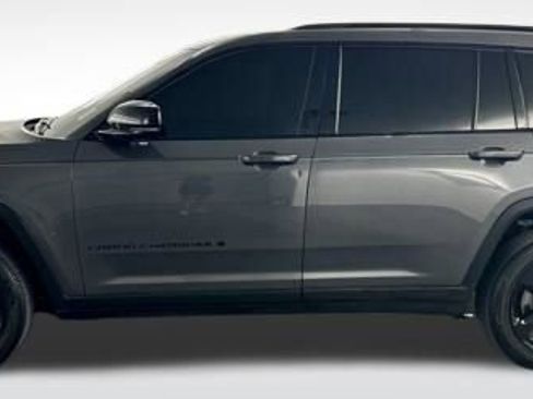 Used 2024 Jeep Grand Cherokee L Altitude image 5