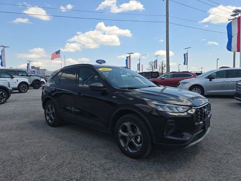 Used 2025 Ford Escape ST-Line AWD/4WD image 3