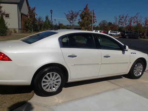 Used 2008 Buick Lucerne CX w/ Driver Confidence Package image 6