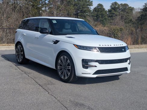 New 2026 Land Rover Range Rover Sport Dynamic SE image 4