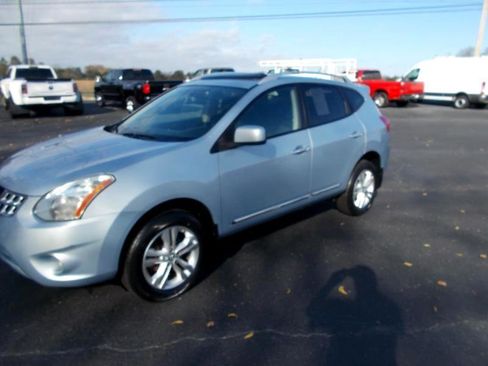Used 2013 Nissan Rogue SV w/ Premium Pkg image 7