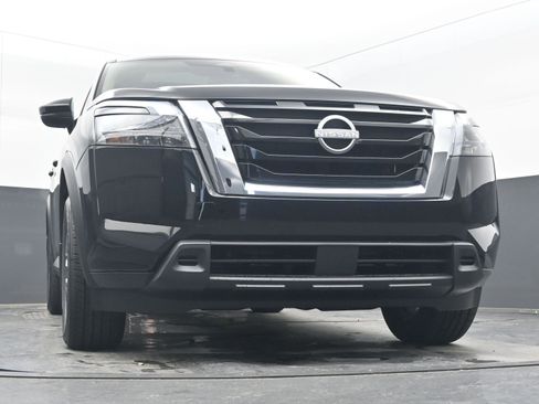 New 2025 Nissan Pathfinder SV w/ SV Premium Package image 25