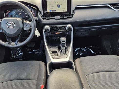 Used 2025 Toyota RAV4 LE FWD image 17