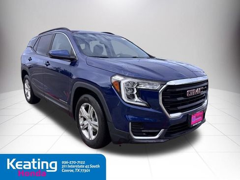 Used 2022 GMC Terrain SLE w/ Driver Convenience Package FWD image 4