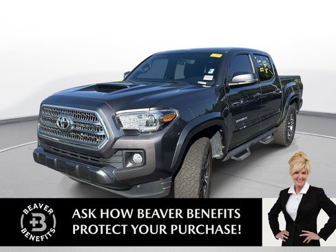 Used 2016 Toyota Tacoma TRD Sport w/ Premium & Technology Package AWD/4WD image 1