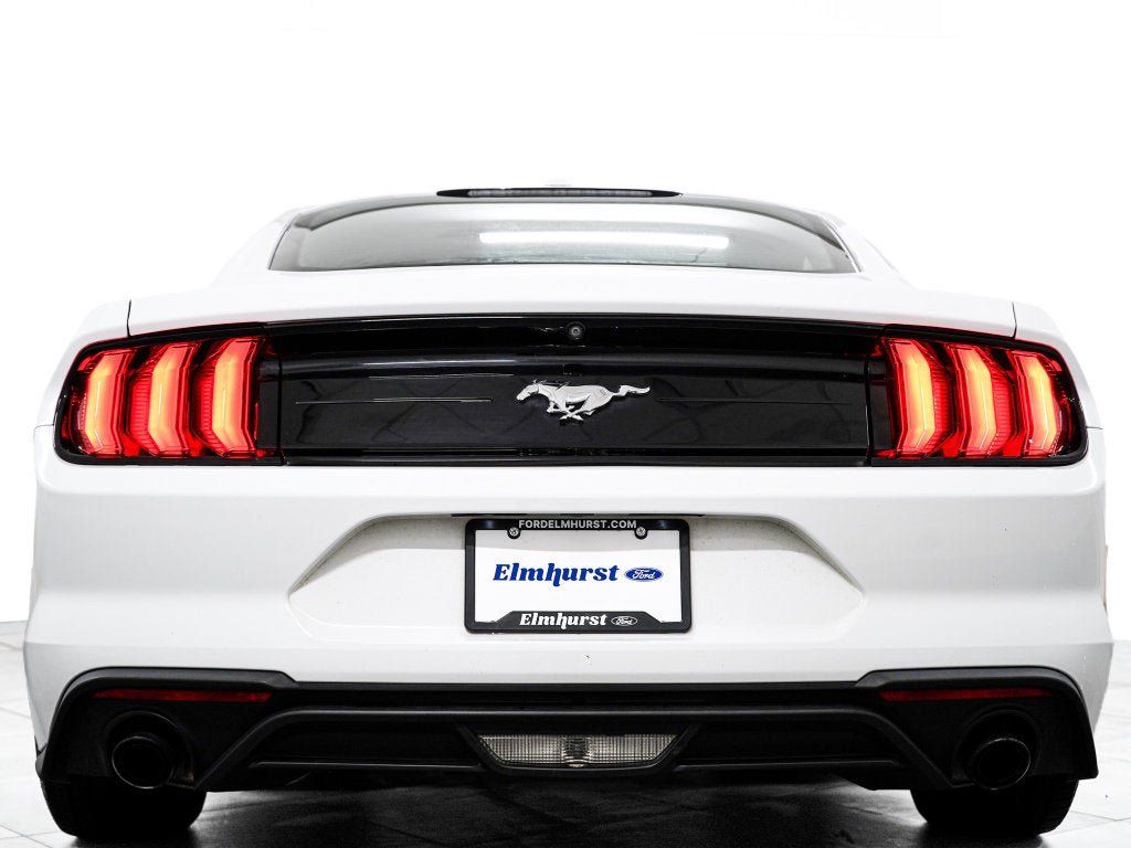 Used 2019 Ford Mustang Coupe RWD image 6