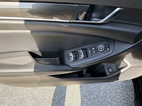 Used 2022 Honda Accord Sport Special Edition image 17