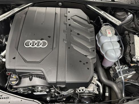 Used 2025 Audi A5 2.0T Premium Plus w/ Premium Plus AWD/4WD image 37