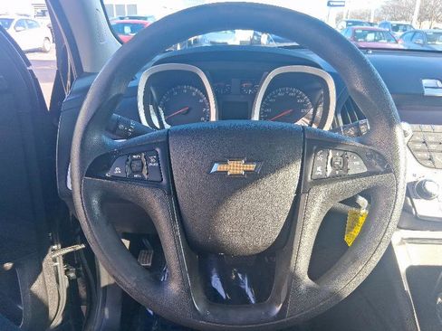 Used 2013 Chevrolet Equinox LS image 27