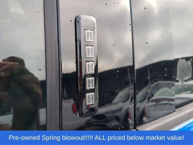 Used 2019 Ford F150 Raptor w/ Equipment Group 802A Luxury AWD/4WD image 11