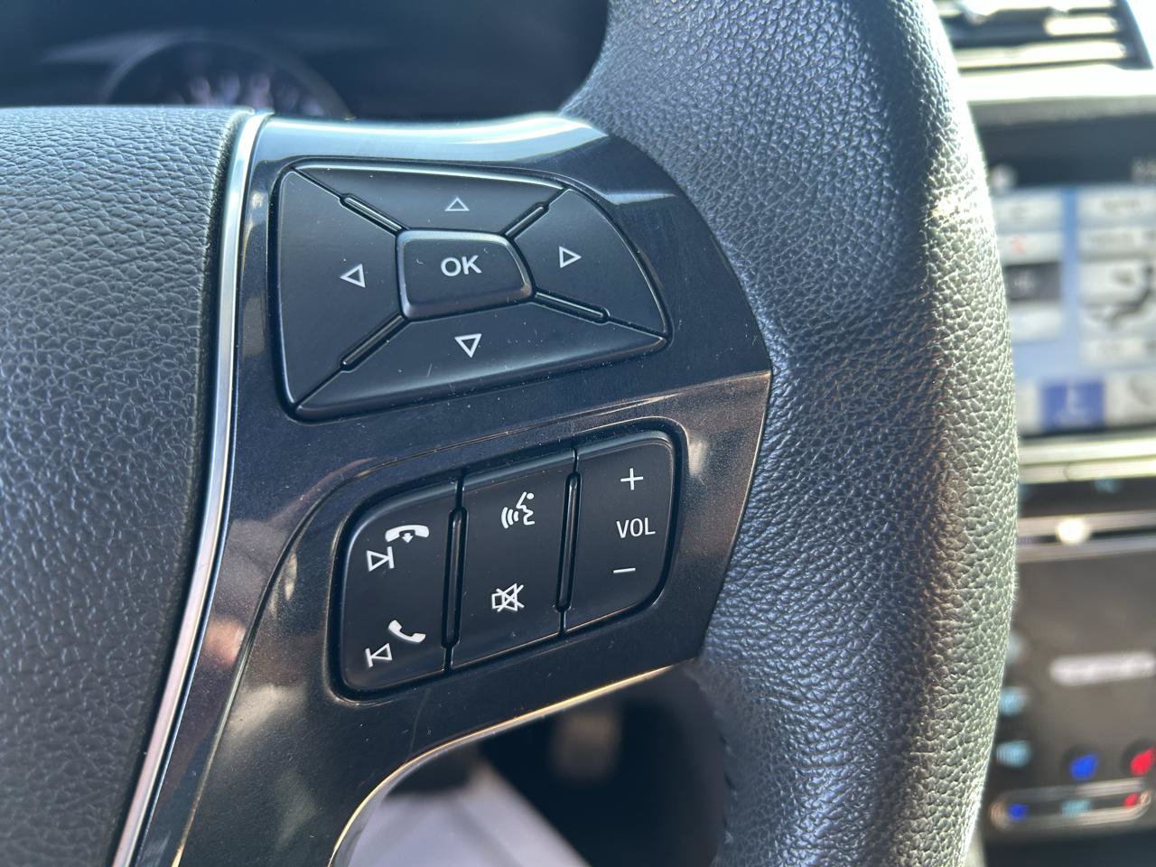 Used 2018 Ford Explorer Limited AWD/4WD image 20