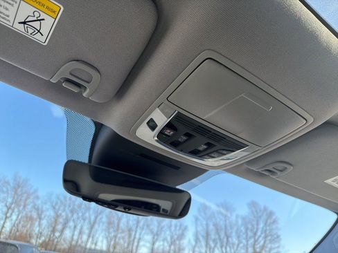 Used 2025 Acura MDX w/ Technology Package image 14