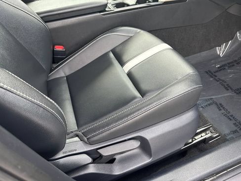 Used 2025 Toyota Camry SE FWD image 10