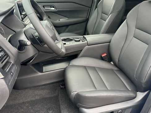 New 2026 Nissan Rogue SV AWD/4WD image 24