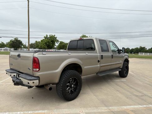 Used 2005 Ford F350 Lariat AWD/4WD image 3