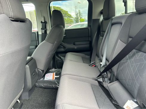 New 2026 Nissan Frontier SV w/ Tow Package RWD image 9