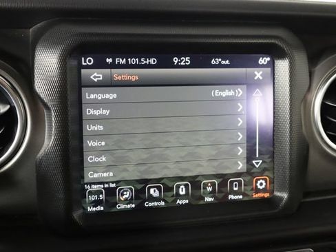 Used 2022 Jeep Wrangler Unlimited Rubicon AWD/4WD image 28