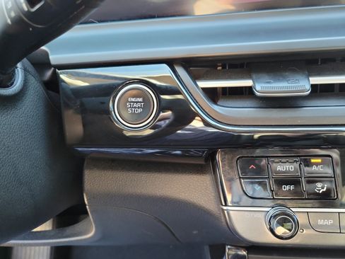 Certified 2024 Kia Seltos S FWD image 21