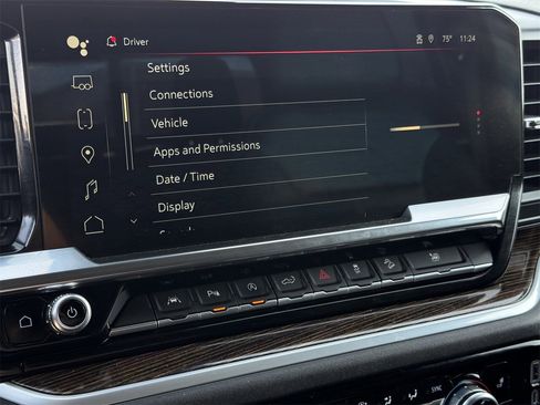 Used 2022 GMC Sierra 1500 Elevation w/ Elevation Premium Package image 16