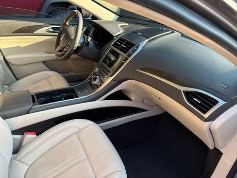 Used 2019 Lincoln MKZ Reserve w/ Reserve Plus Package FWD image 21