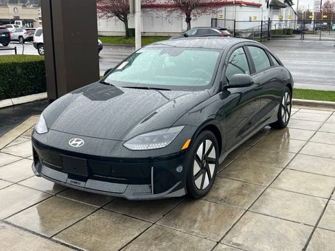 Used 2024 Hyundai Ioniq 6 SE image 3