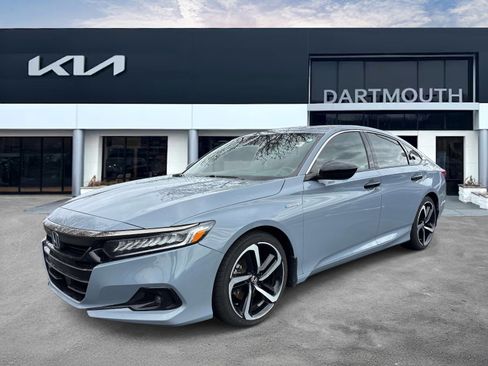 Used 2022 Honda Accord Sport image 1