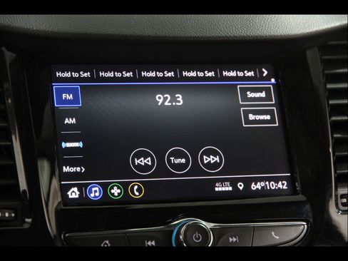 Certified 2022 Chevrolet Trax LT w/ LT Convenience Package image 11