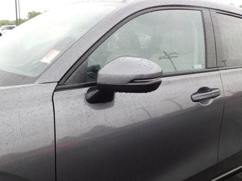 Used 2026 Honda HR-V EX-L image 11
