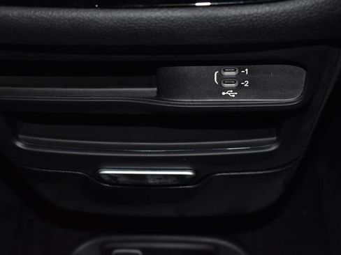 New 2026 Chrysler Pacifica Select image 19