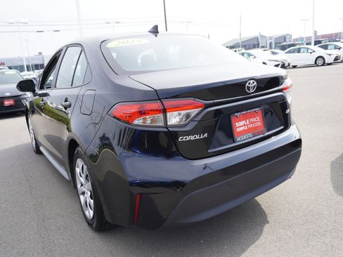 Used 2025 Toyota Corolla LE image 8